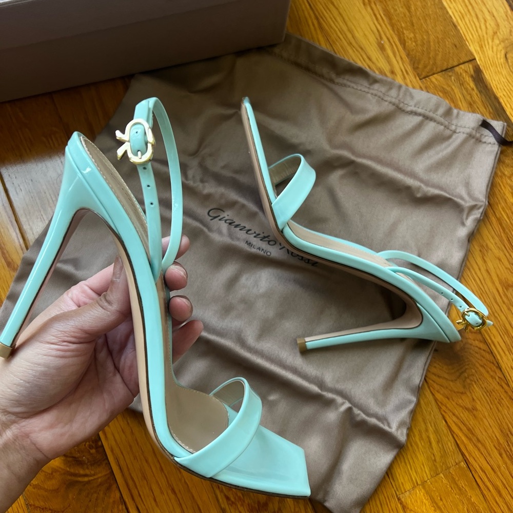 Gianvito Rossi Heels - Picture 2 of 7